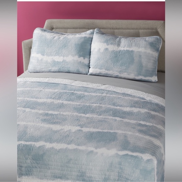 🎉LAST PIECE🎉RACHEL ZOE 3pc Striped Seersucker Quilt Set - Picture 1 of 5